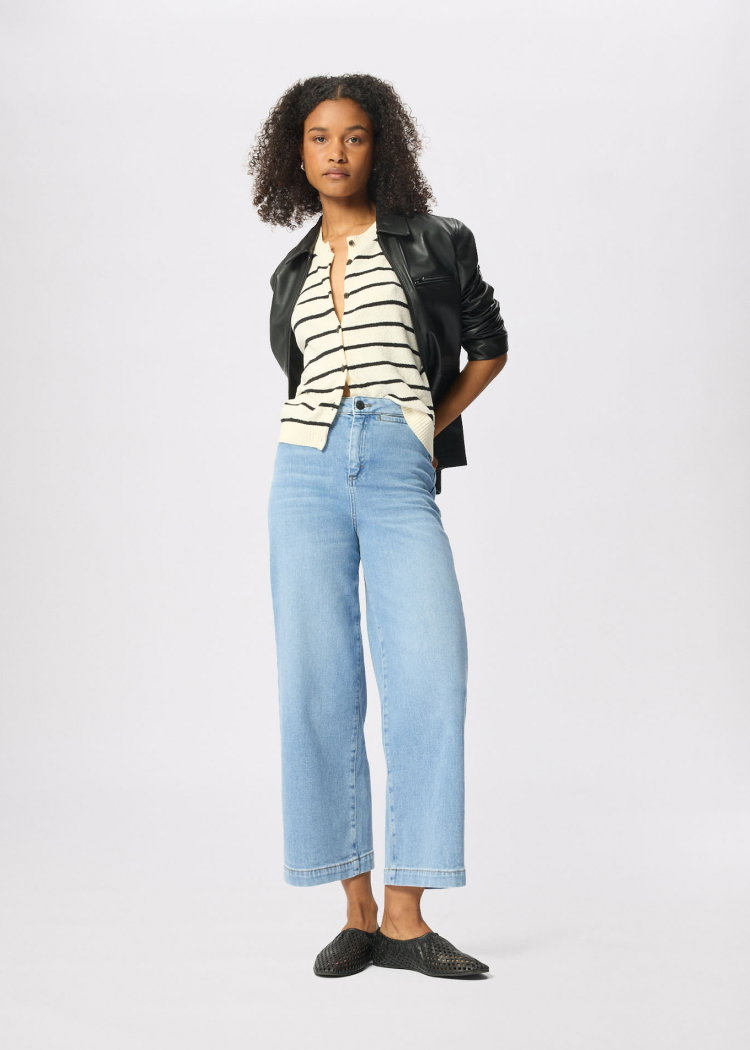 Light Wash Stretch Straight Ankle Jean