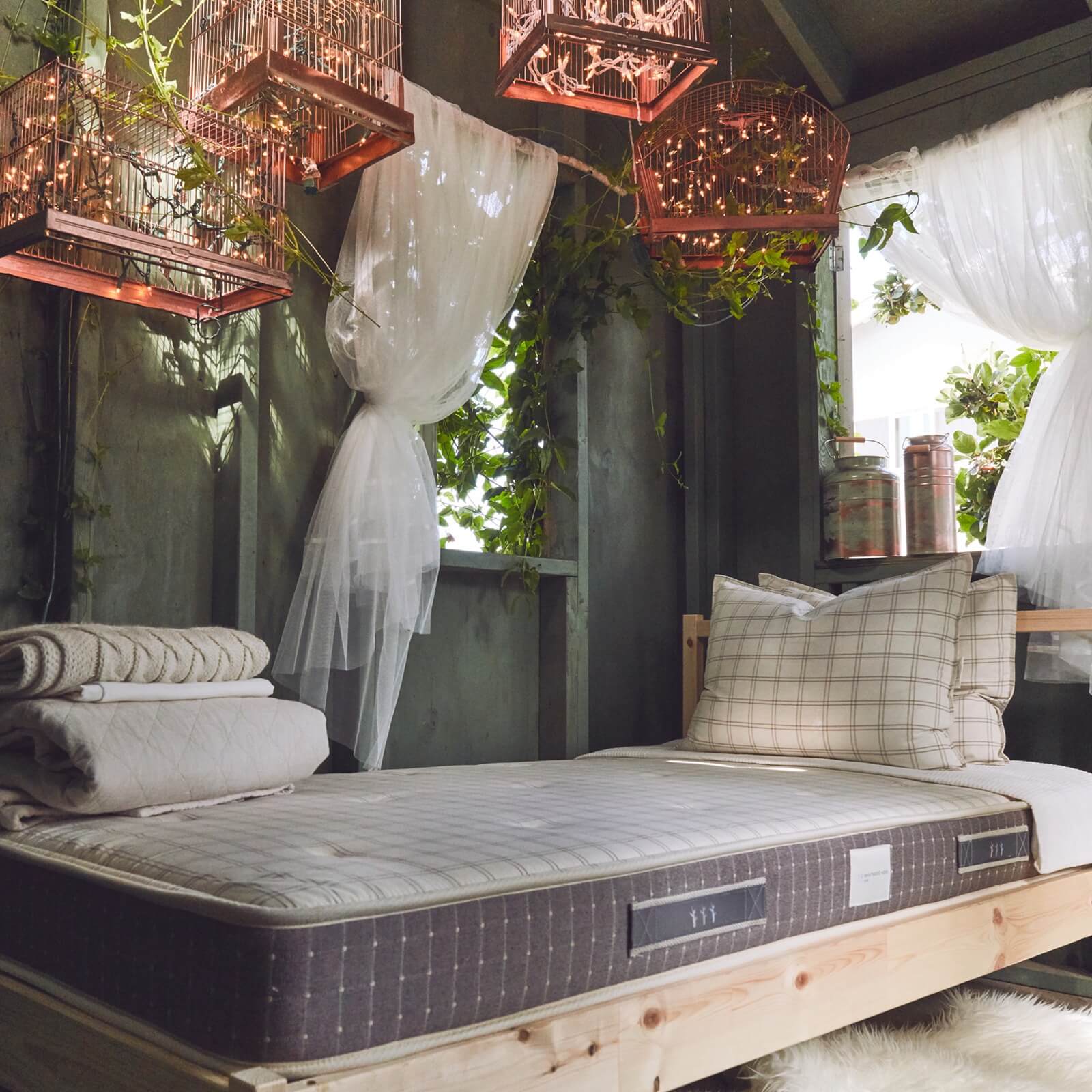 Image of Juniper Kids Mattress: Great for Bunk Beds!