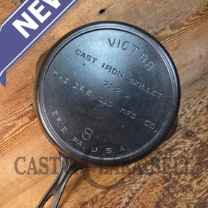 1905-1909!  5 Line Griswold Victor #8 Skillet 722.  Fully Marked.  One of our favorite series