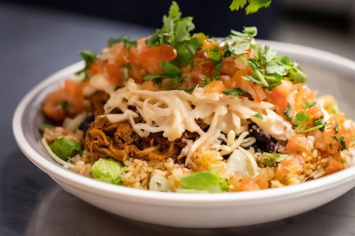 Valfri Burrito, Bowl, Taco el. Quesadillas hos Zócalo i City Food Hall
