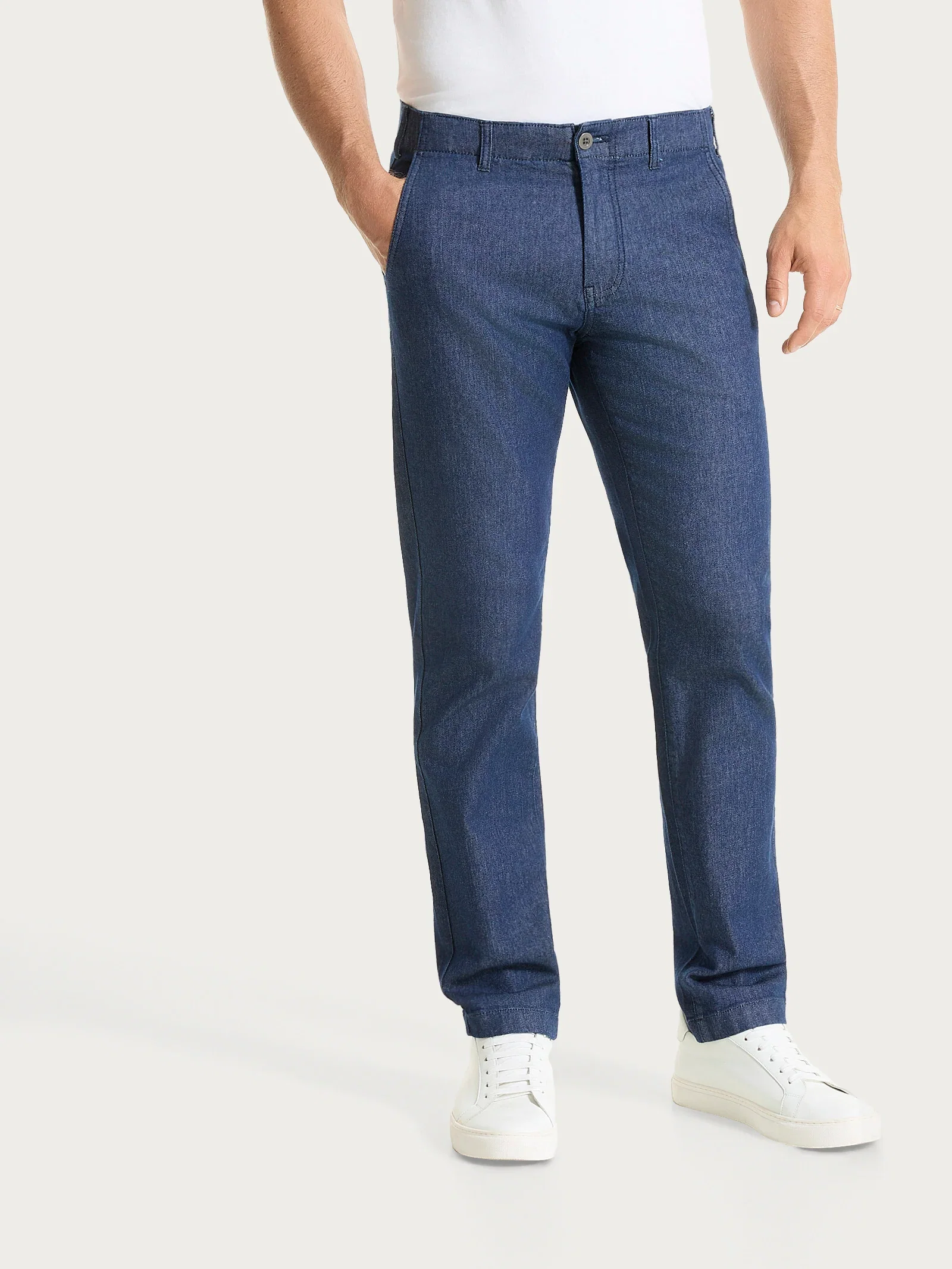 Image of Jeans Chino in Light Denim - Indigo