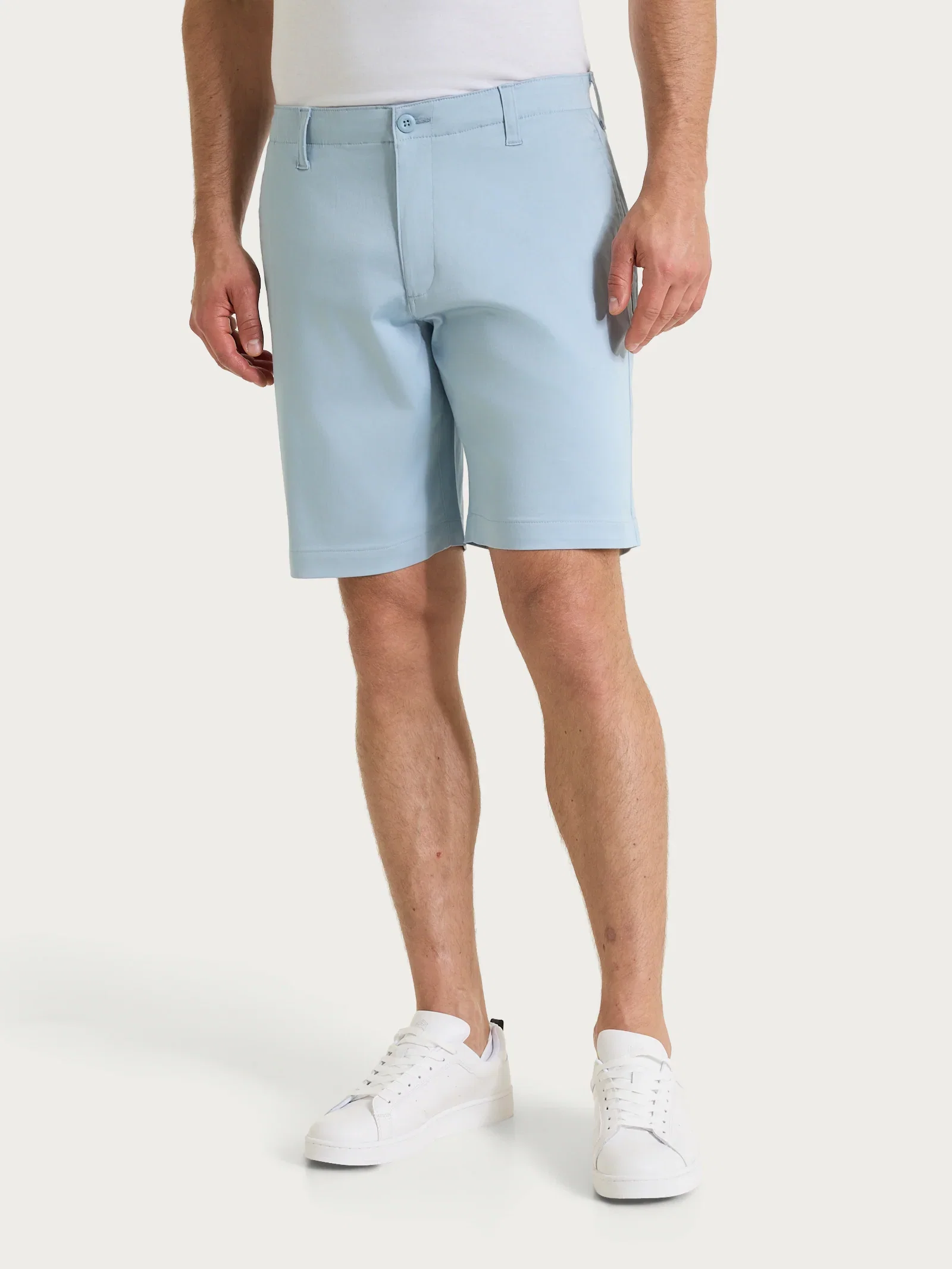 Image of Bermuda con tasche in Satin Power  - Dusty Blue