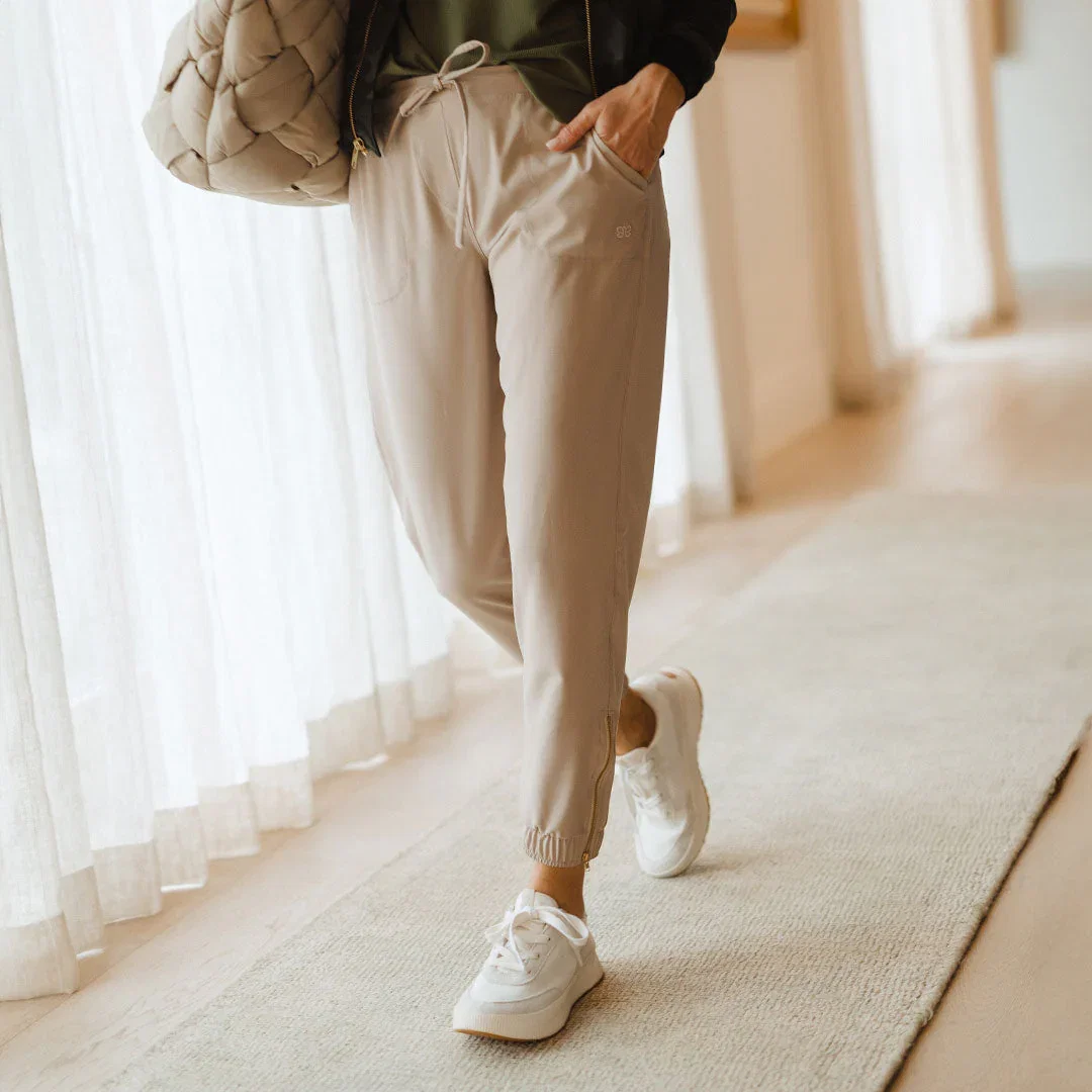 Image of Cobblestone Jetsetters