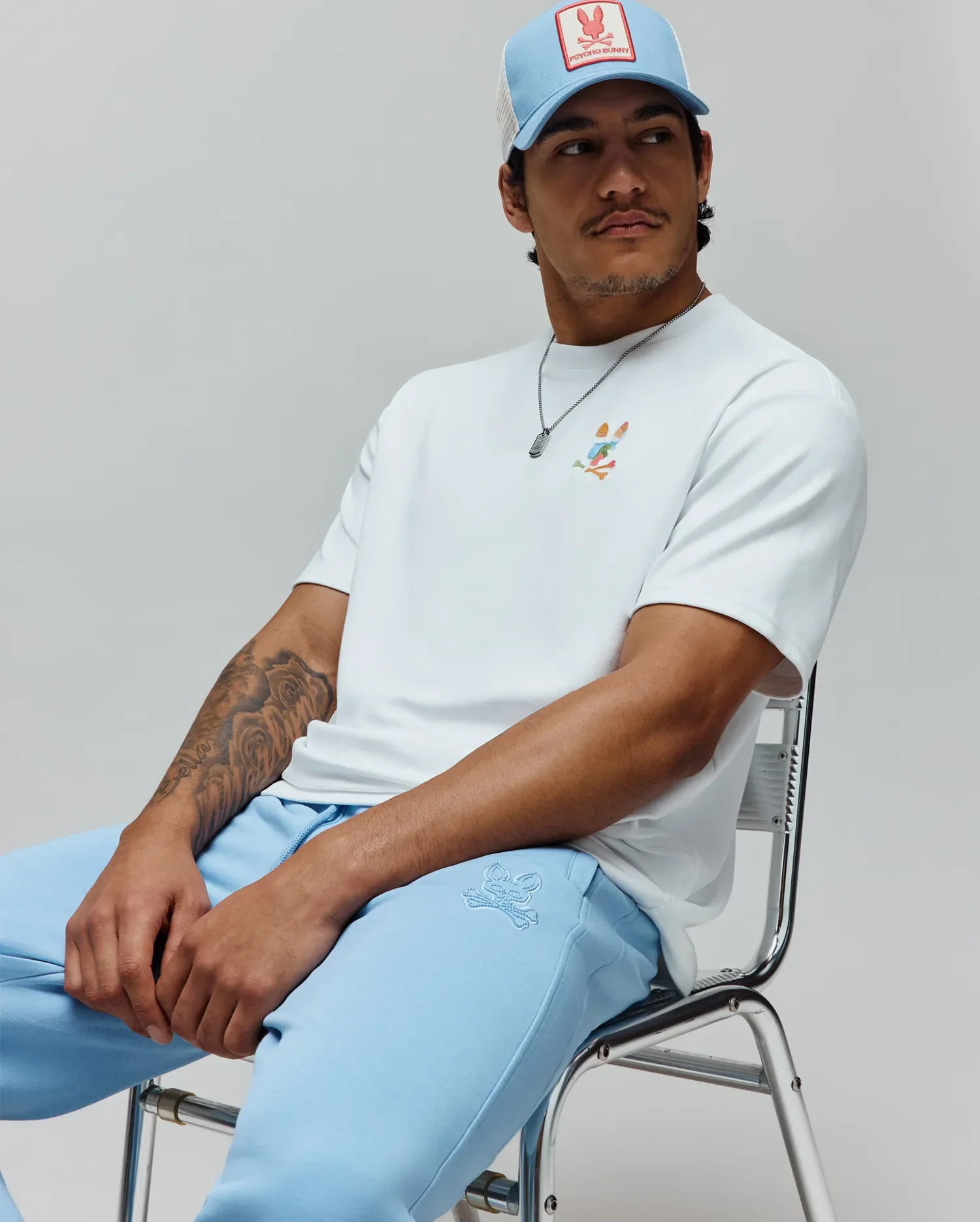 Image of MENS ARA OVERSIZED TEE - MT0200223