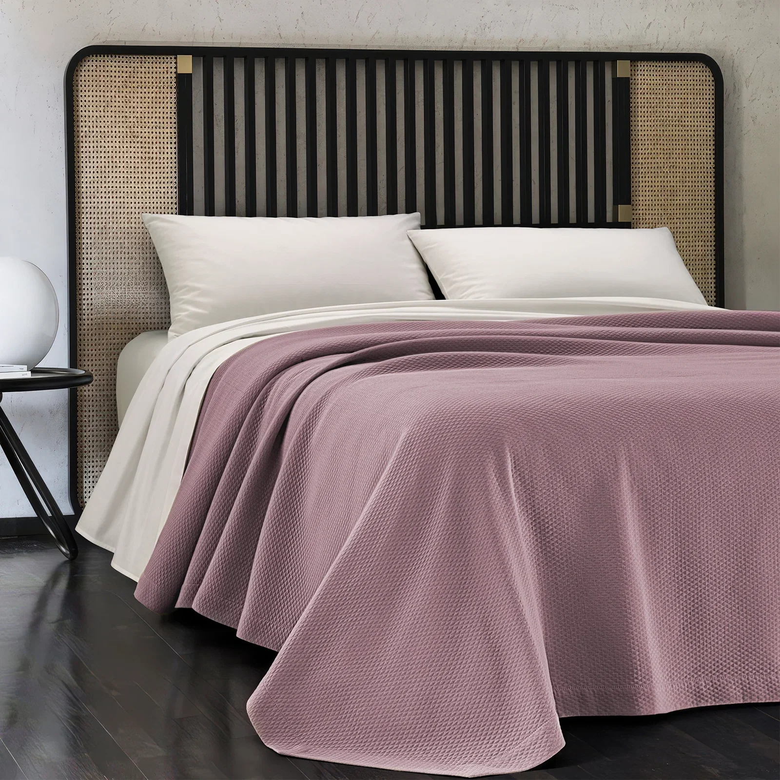 Image of Copriletto di Piquet di <BR>Puro Cotone Tinta Unita - <B>Classic