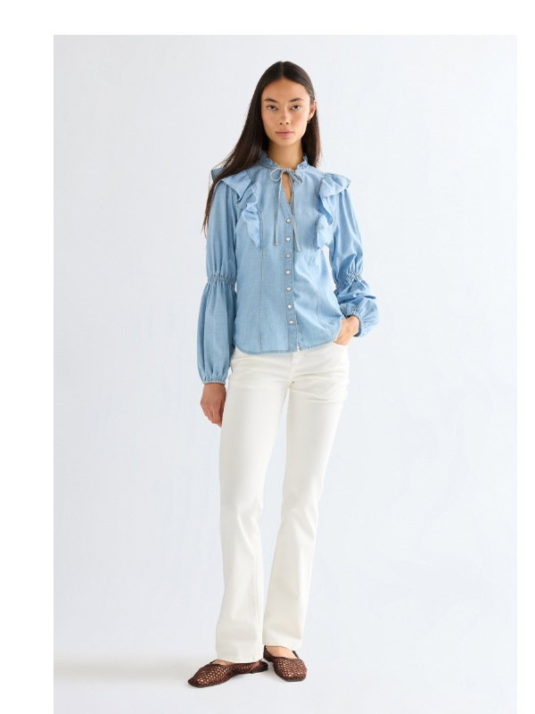 Slim Romance Lightweight Blouse