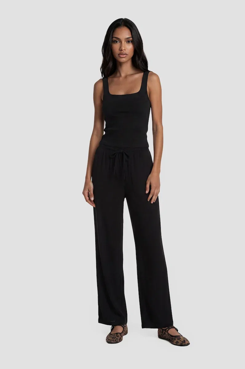 Image of Airflow Straight Pants - Black