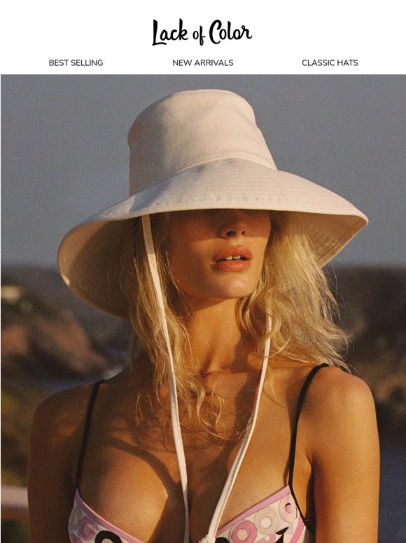 Just Landed The Holiday Bucket in Coconut