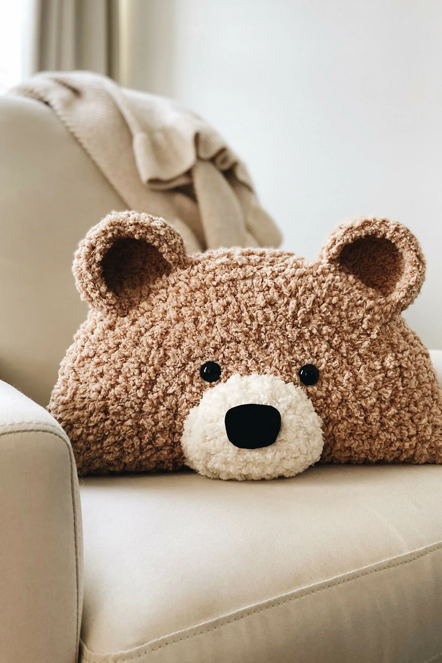 Image of Bear Pillow (Crochet)