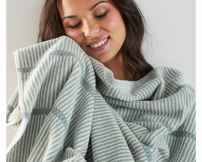 Narrow Stripe Reversible Cotton Bath Towel 