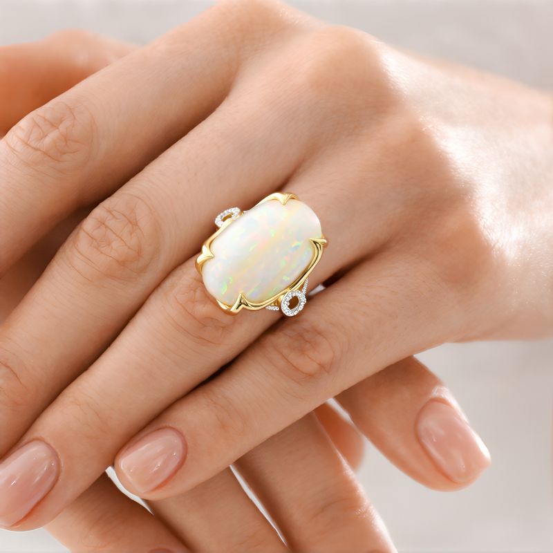 Anillo en oro con Ópalo blanco de Brasil Código de artículo: 9009HZ