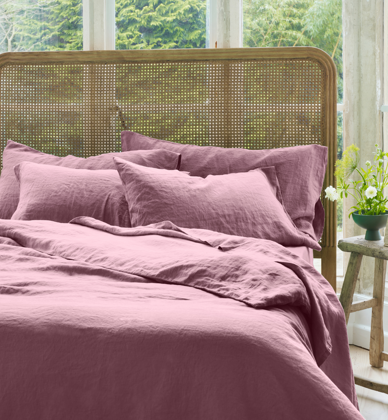 Why Linen is the Perfect Material for Hot Nights