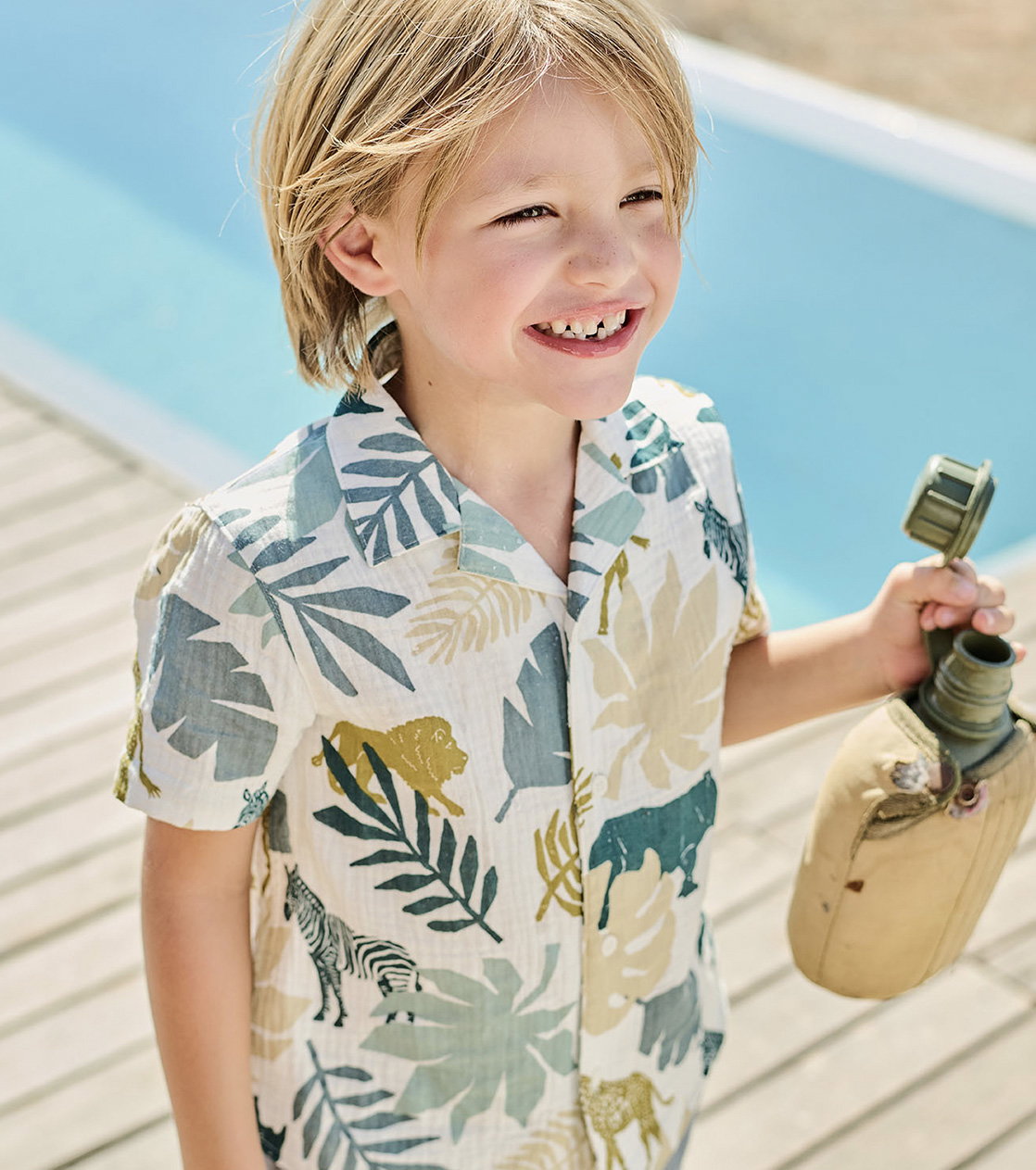 Short-sleeved shirt for boys - printed white