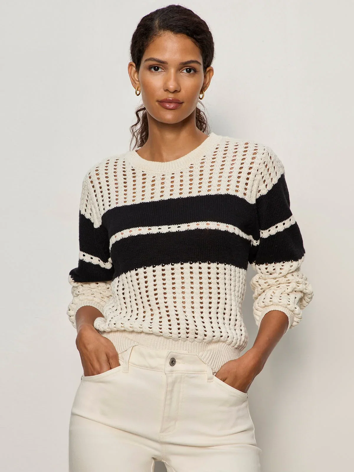 Image of Sporty Openwork Popover Collagen with Black