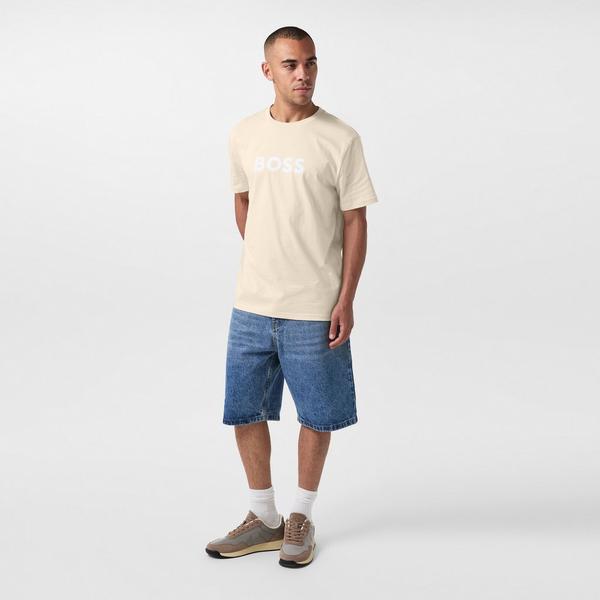 Cruise Fashion