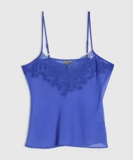 Cami & Sleeveless Tops