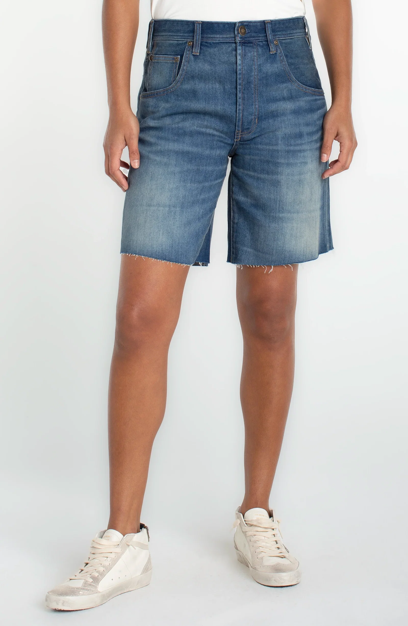 Image of VINTAGE CUT OFF SHORT