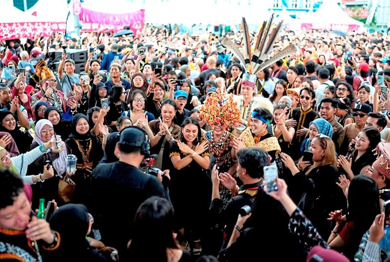 Borneo cultures come alive