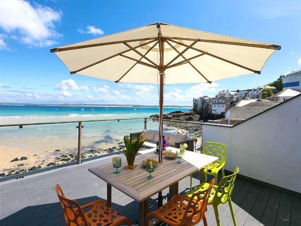 Blue Haven - sea views in St Ives
