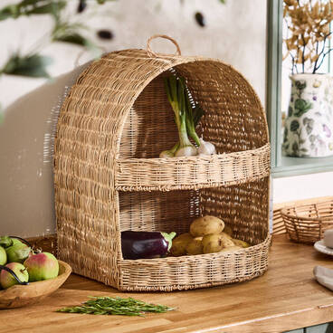 Round Two Tier Storage Basket Rack