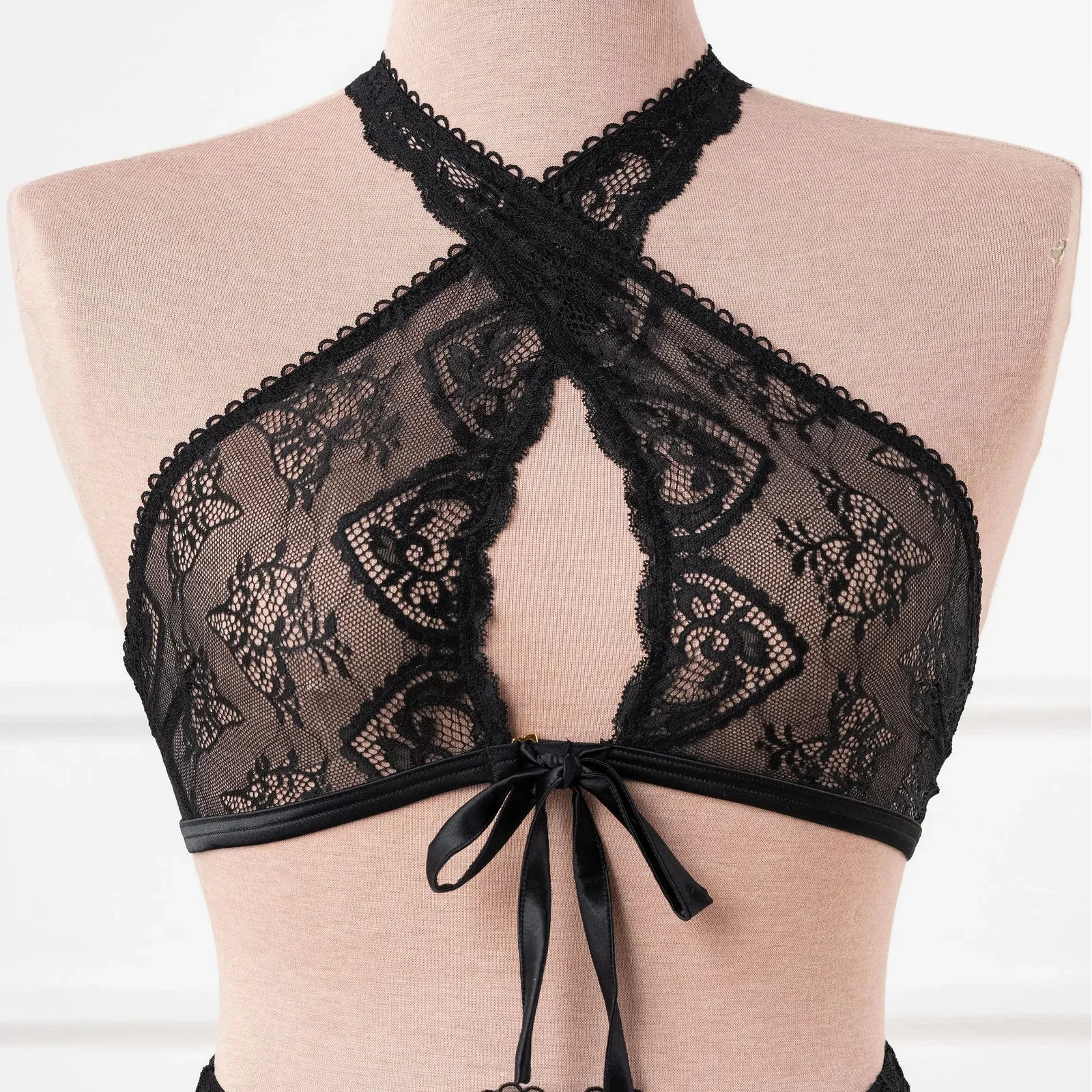 Image of Lacy Crossover Bralette - Black
