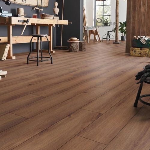 Norfolk Oak Coffee - Robusto Villa 12mm Laminate Flooring