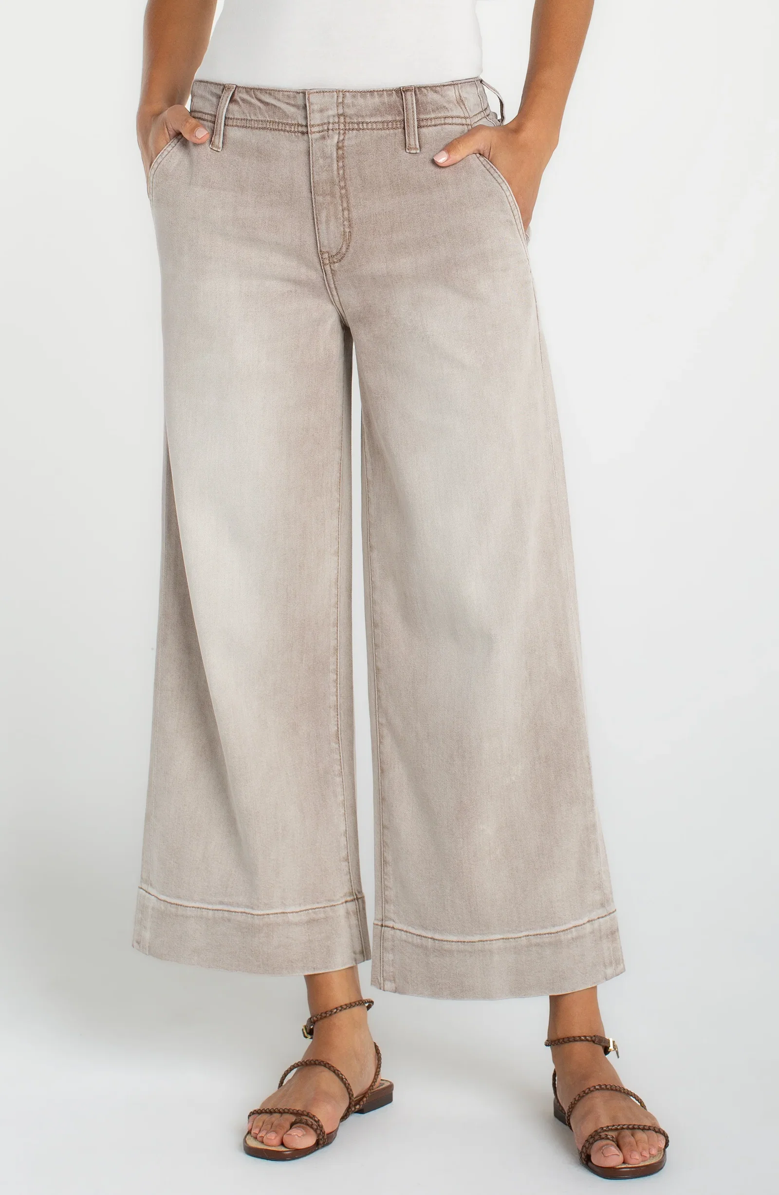 Image of THE WEEKENDER CROP WIDE LEG