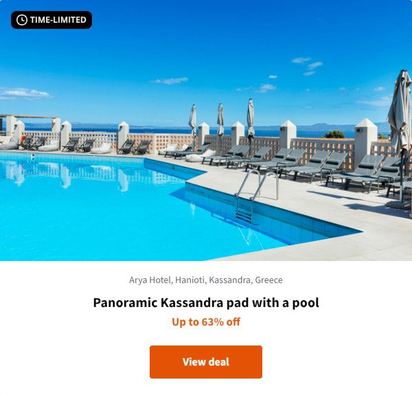 Panoramic Kassandra pad with a pool