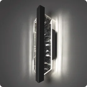 Outdoor Wall Light