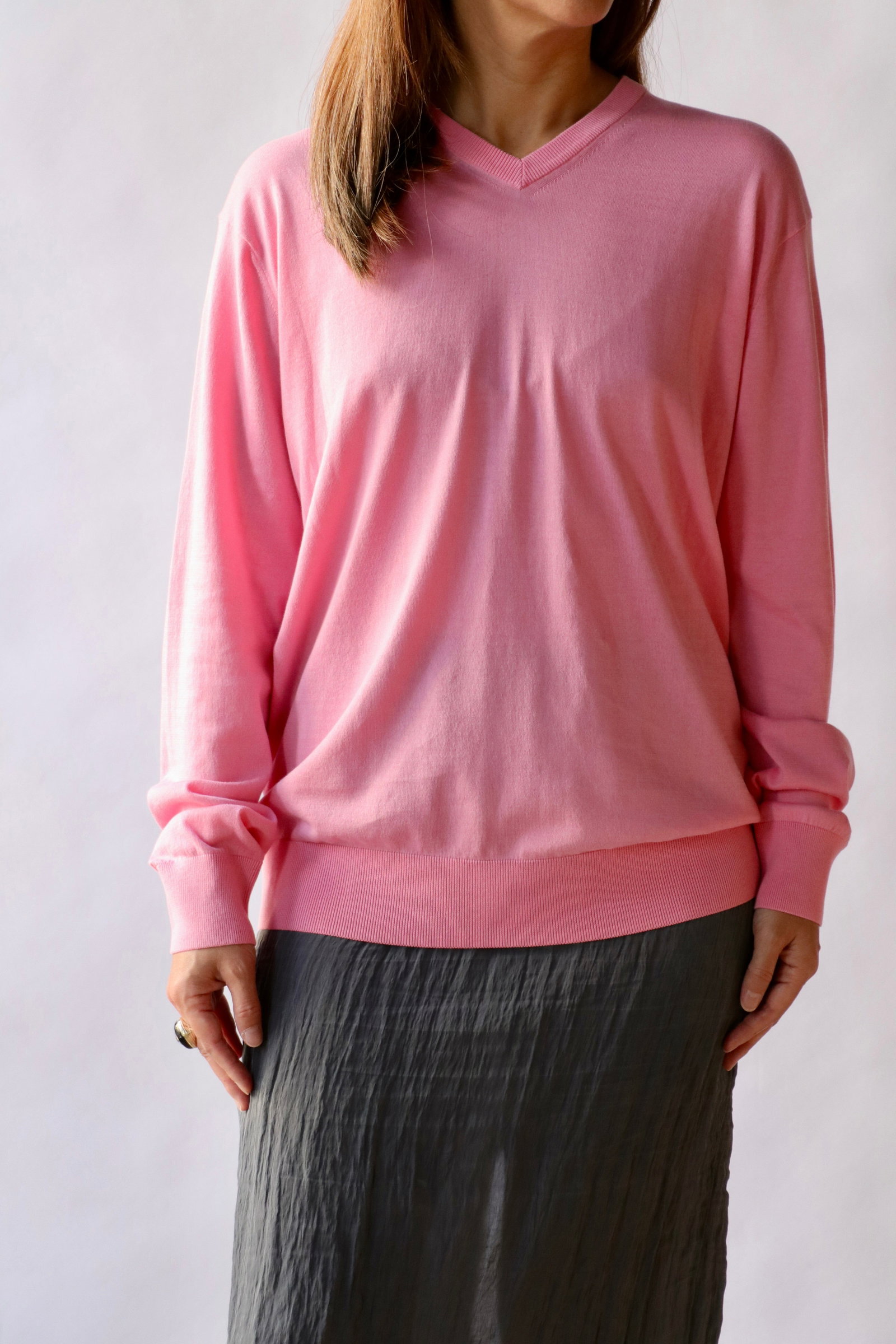 Tibi Super Fine Gauge Perfect V-Neck Men's Pullover in Bubble Gum Pink