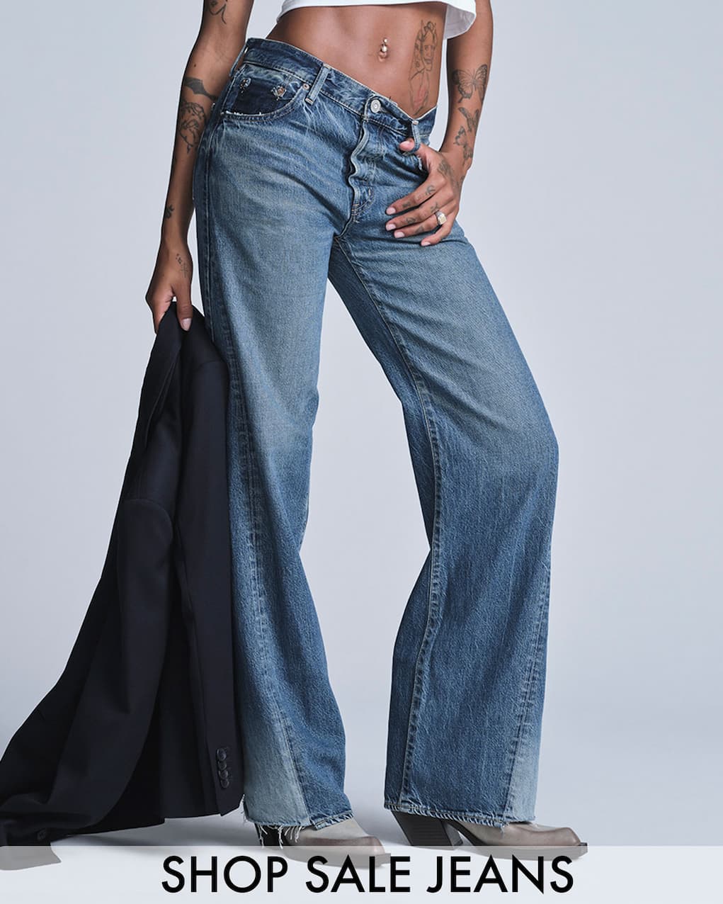 SHOP SALE JEANS