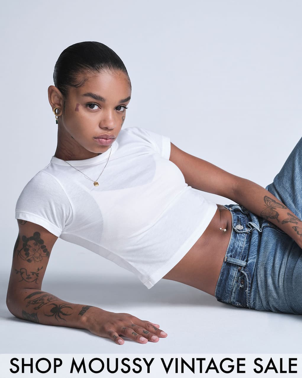 SHOP MOUSSY VINTAGE SALE