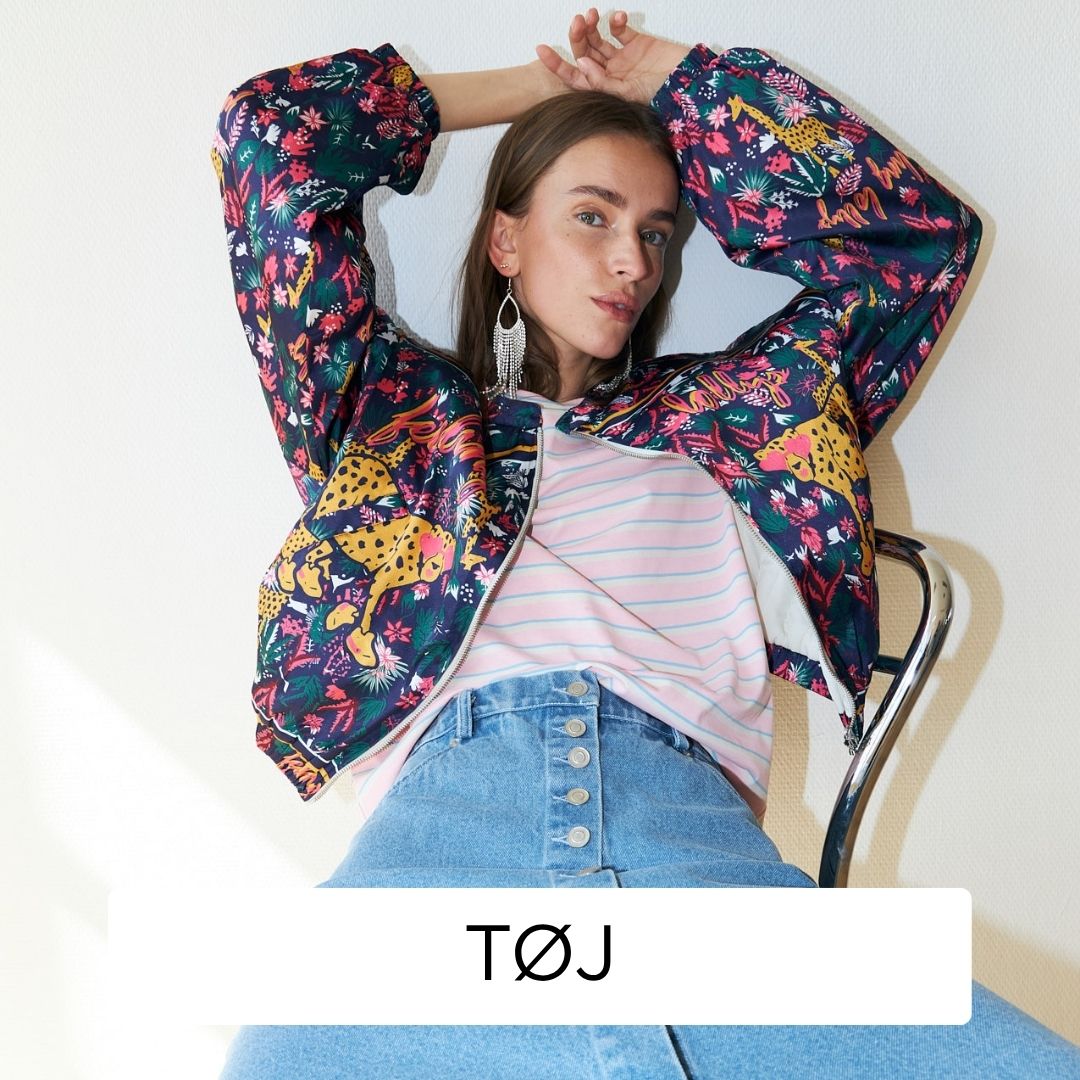 TØJ
