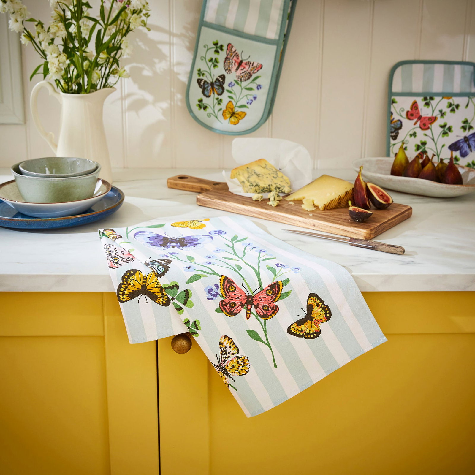 Mid-Season Kitchenware Sale