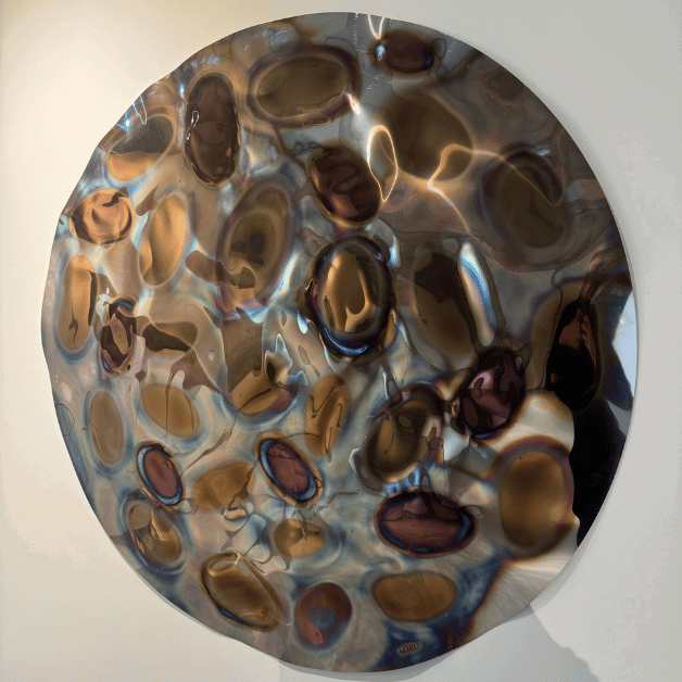red wall sculpture