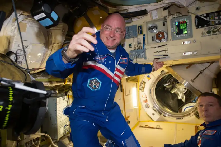 NASA astronaut Scott Kelly. Image link leads to article on website.