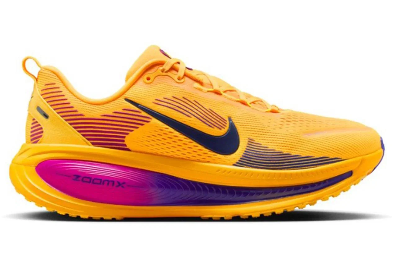 Image of NIKE VOMERO 18