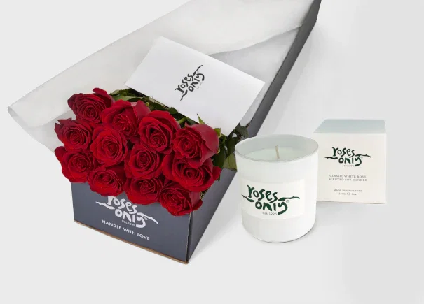 Image of Red Roses Gift Box 12 & Scented Candle (ROA29-012)