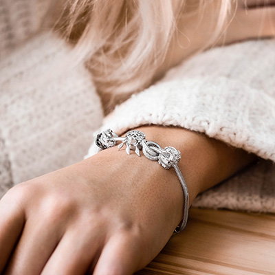 charm's