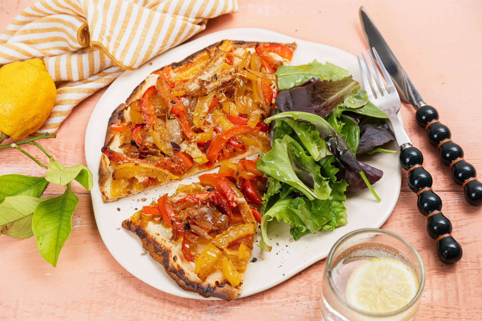Tarte gratinée aux poivrons et parmesan