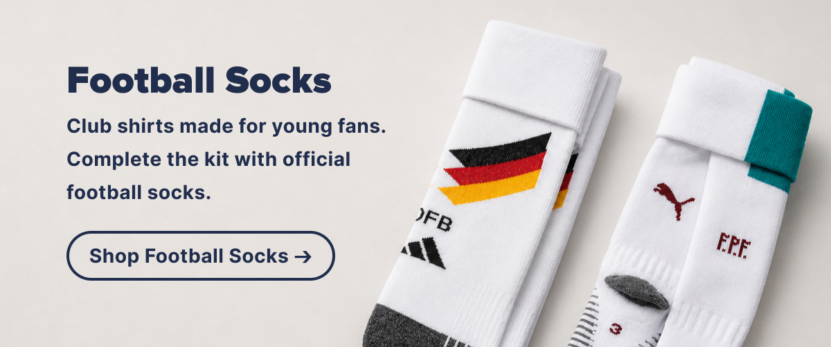 Football socks Complete the kit with official football socks.