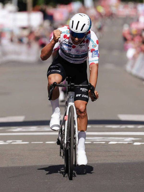Victor Papon.
