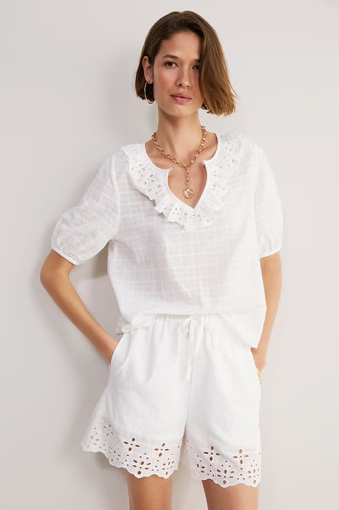 Lucie Broderie Top 