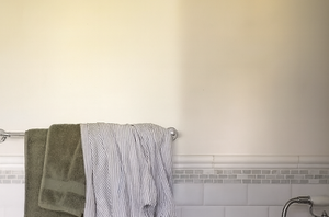 Not many people would think to hang this on their bathroom wall, but it looks AMAZING