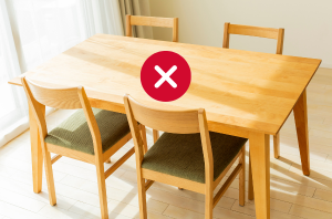 This cozy dining idea works way better than chairs