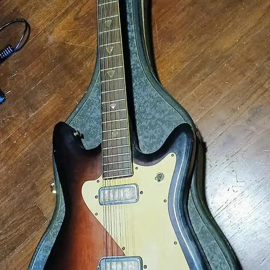 Kay Vintage 1965 Vanguard II K332 Guitar with Original Case
