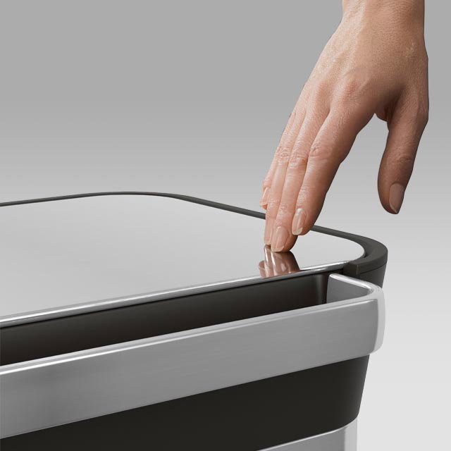 Titan 30L Trash Compactor
