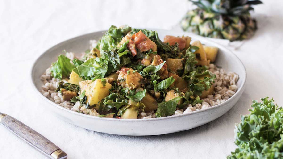 Peanutty Pineapple Farro Bowl