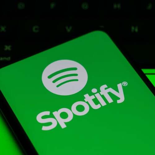 Got a Backlog of Long-Form Articles? Spotify Can Now Read Them Aloud