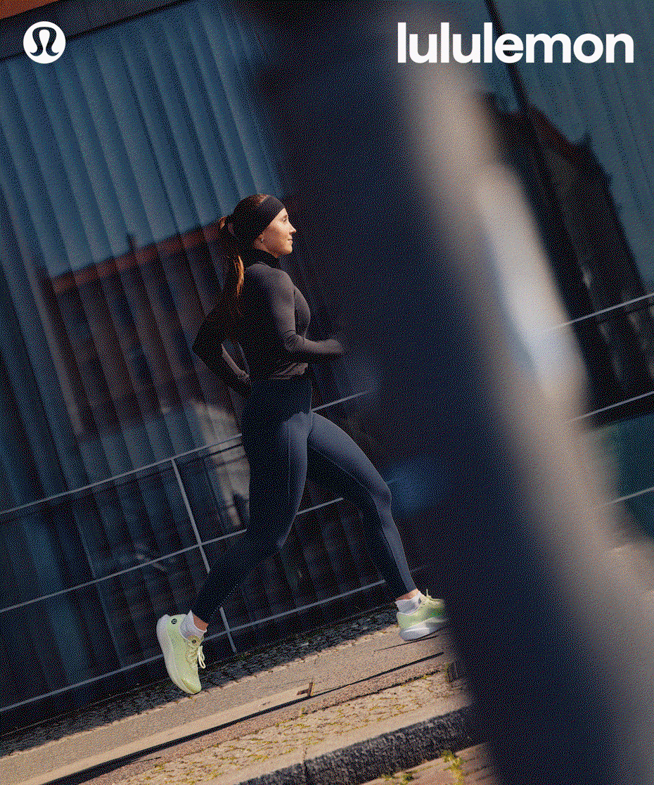 Women cold weather run gear.